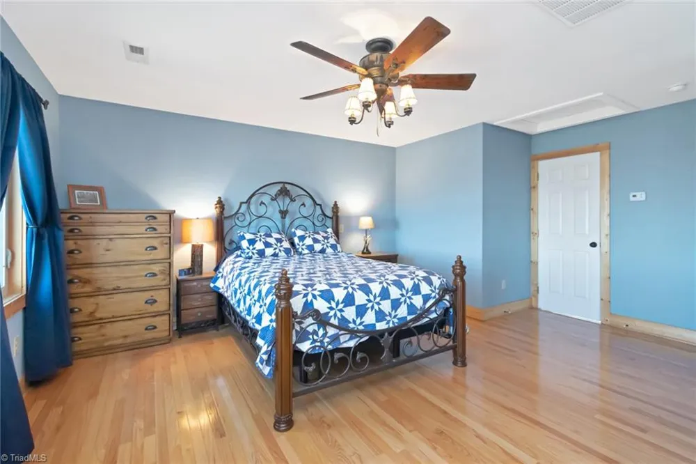 658 Green Point Lane Boomer, NC 28606