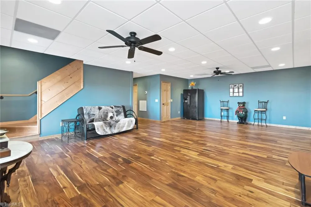 658 Green Point Lane Boomer, NC 28606