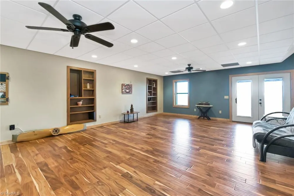 658 Green Point Lane Boomer, NC 28606