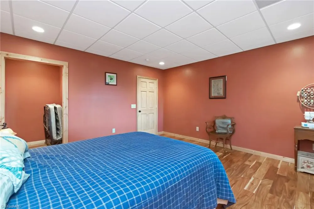 658 Green Point Lane Boomer, NC 28606
