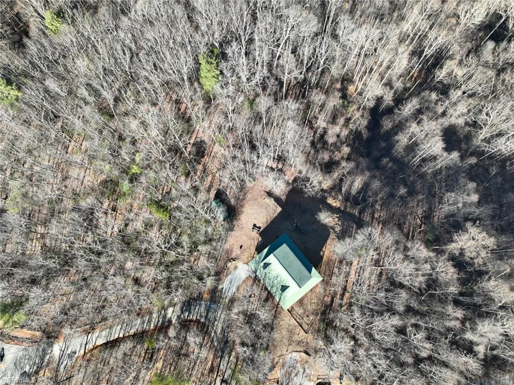 658 Green Point Lane Boomer, NC 28606