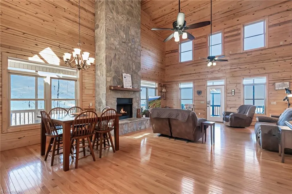 658 Green Point Lane Boomer, NC 28606