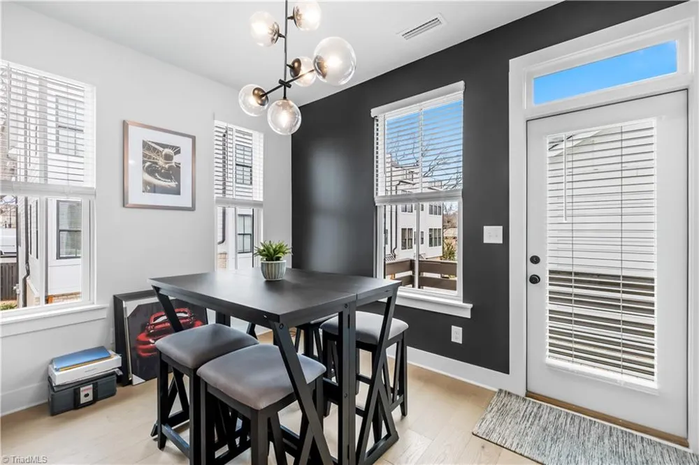 1130 Pegram Crossing Charlotte, NC 28205