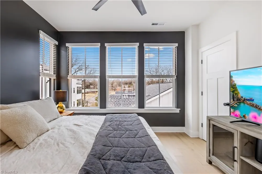 1130 Pegram Crossing Charlotte, NC 28205