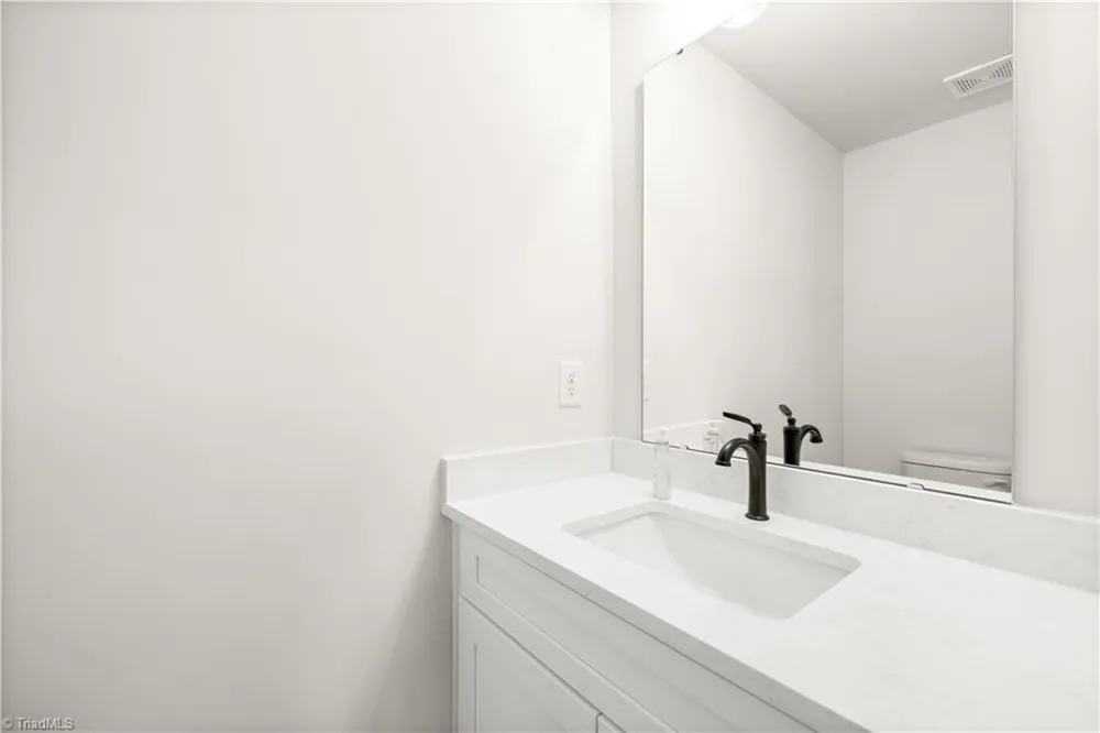 1130 Pegram Crossing Charlotte, NC 28205