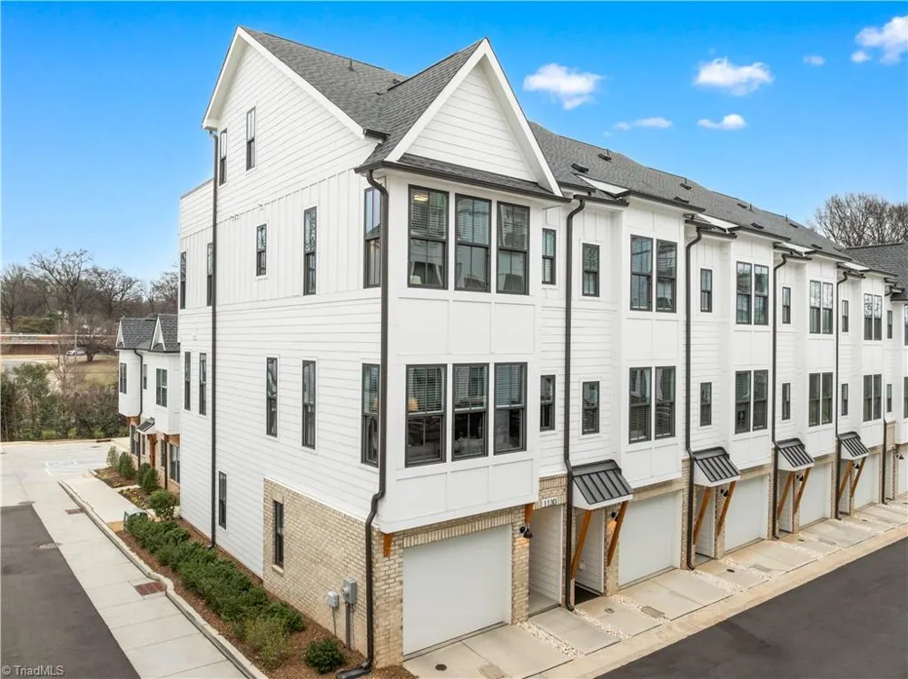 1130 Pegram Crossing Charlotte, NC 28205