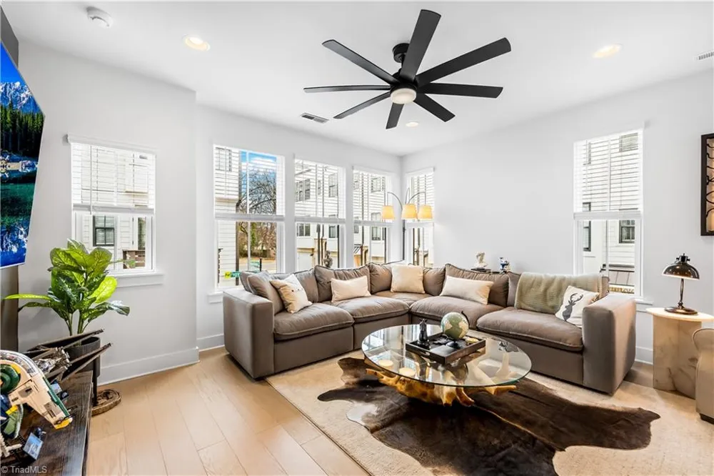 1130 Pegram Crossing Charlotte, NC 28205