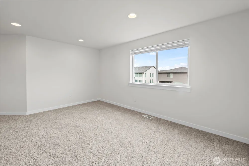 3183 Roosevelt Avenue Enumclaw, WA 98022