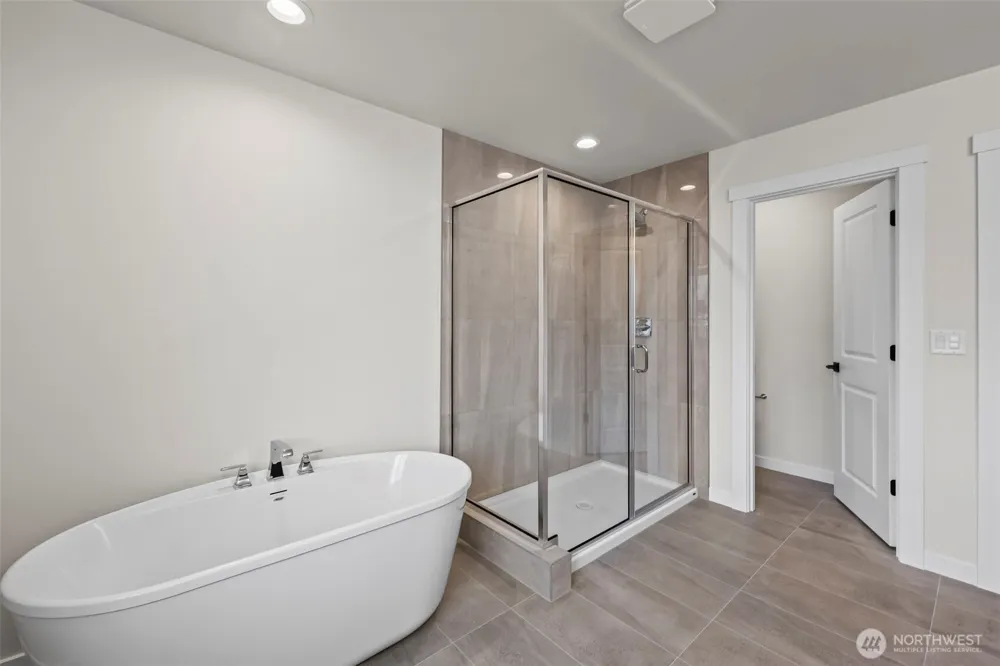 3183 Roosevelt Avenue Enumclaw, WA 98022