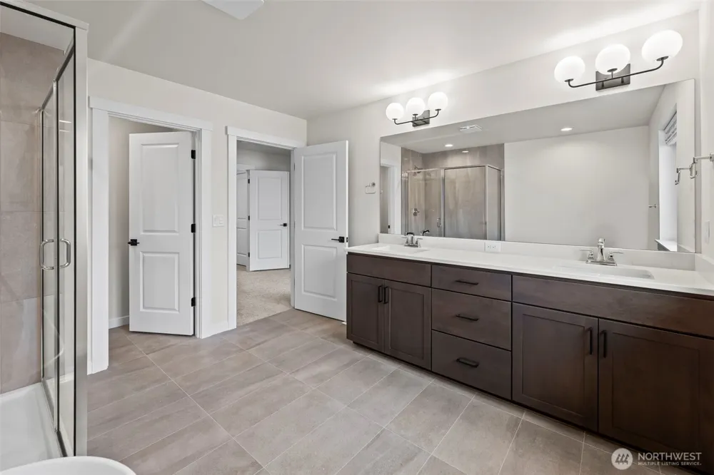 3183 Roosevelt Avenue Enumclaw, WA 98022