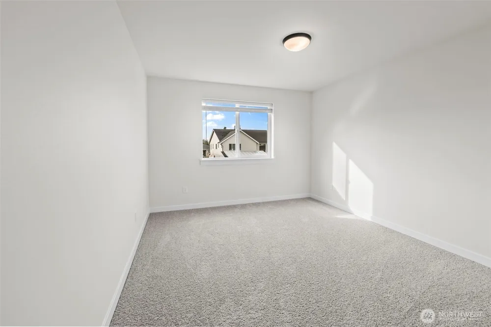 3183 Roosevelt Avenue Enumclaw, WA 98022