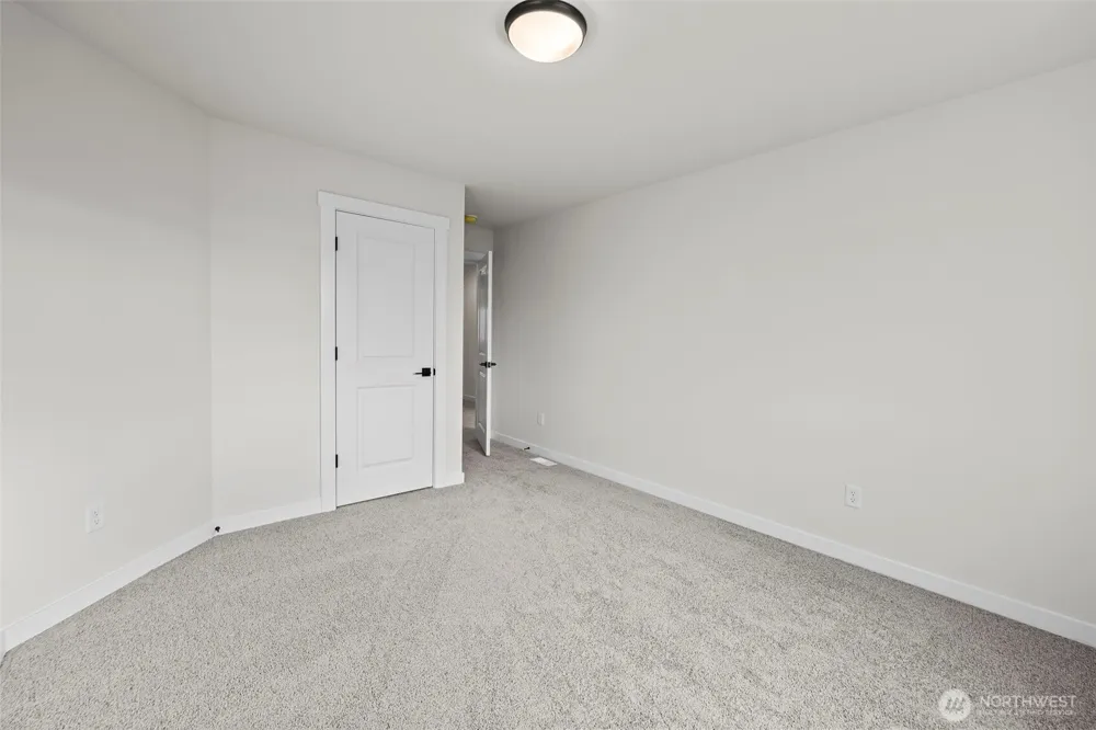 3183 Roosevelt Avenue Enumclaw, WA 98022