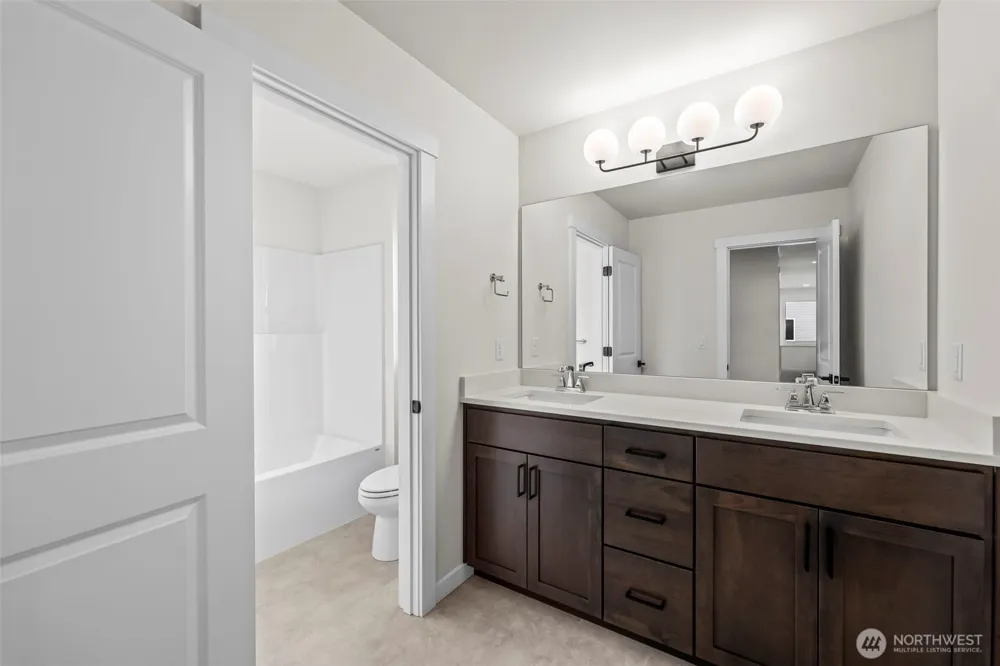 3183 Roosevelt Avenue Enumclaw, WA 98022