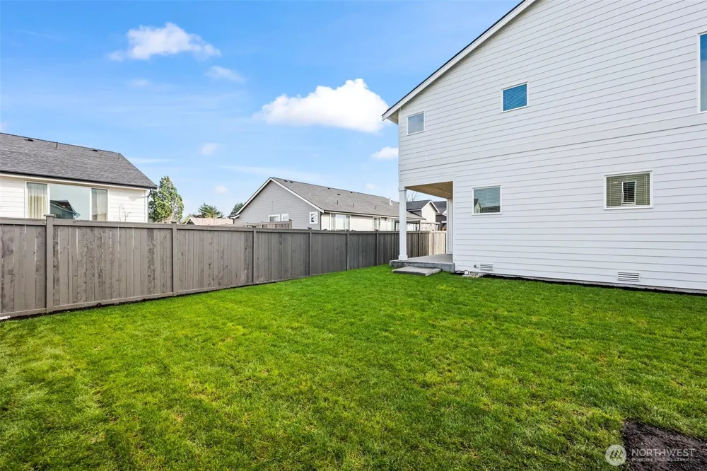 3183 Roosevelt Avenue Enumclaw, WA 98022