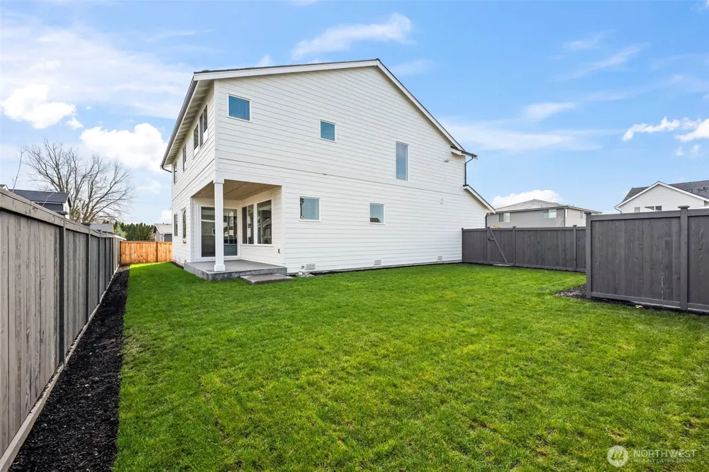 3183 Roosevelt Avenue Enumclaw, WA 98022