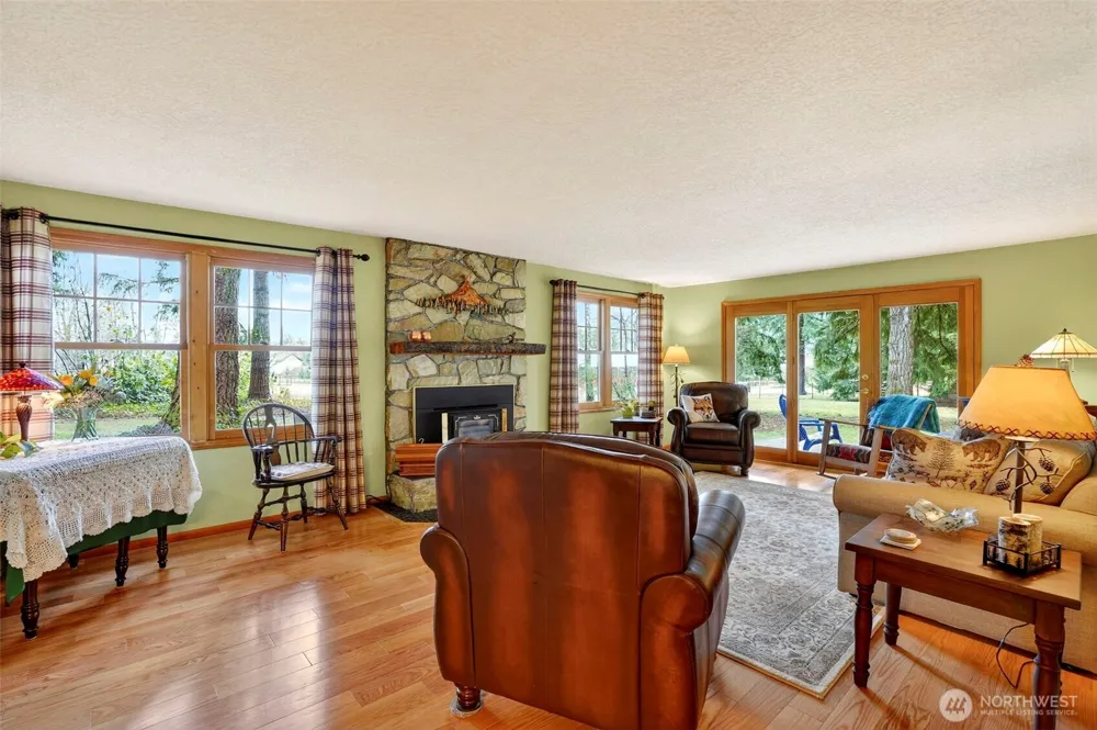 39310 NE 6th Avenue Woodland, WA 98674