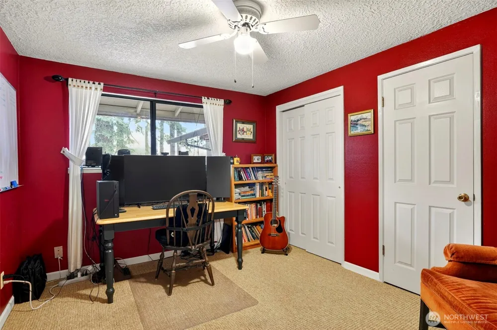 39310 NE 6th Avenue Woodland, WA 98674