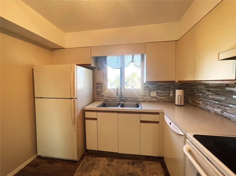 200 ROTONDA BOULEVARD W #A4 Rotonda West, FL 33947