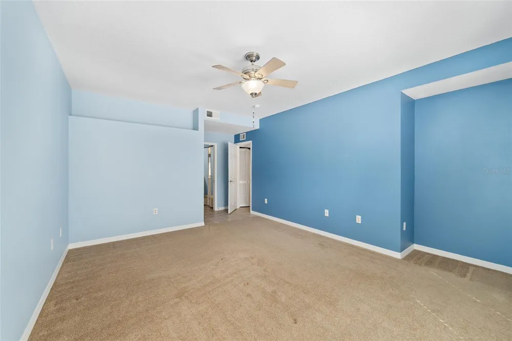 5427 COMPASS POINT #1 Oxford, FL 34484