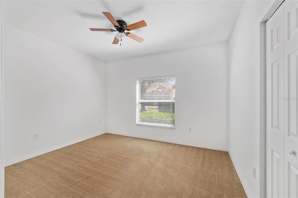 5427 COMPASS POINT #1 Oxford, FL 34484