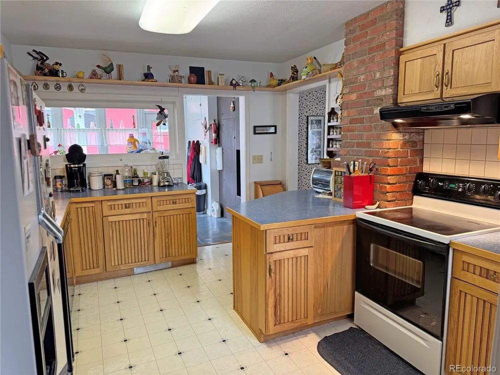 209 S Third Street Westcliffe, CO 81252