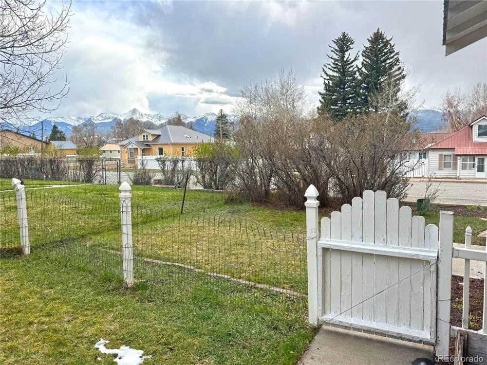 209 S Third Street Westcliffe, CO 81252