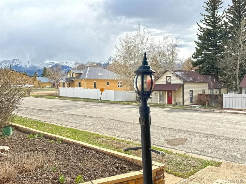 209 S Third Street Westcliffe, CO 81252