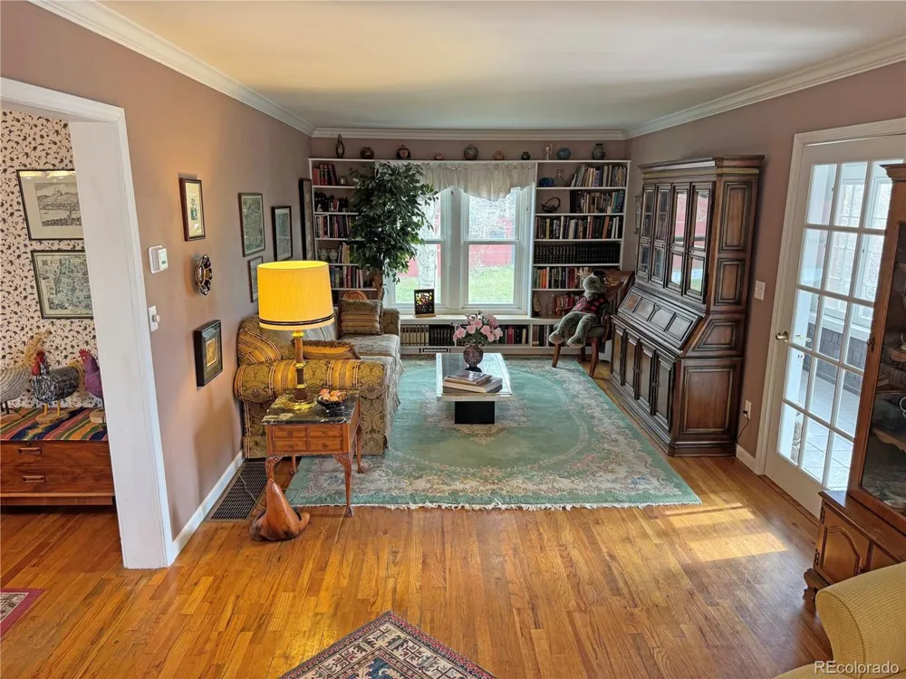 209 S Third Street Westcliffe, CO 81252