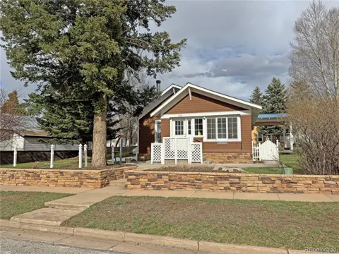 209 S Third Street
