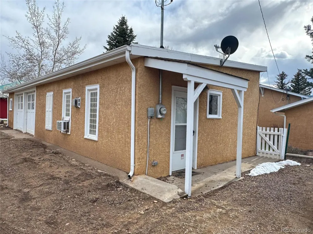 209 S Third Street Westcliffe, CO 81252