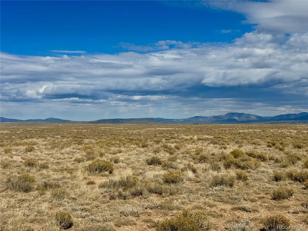 7 7th Street Blanca, CO 81123