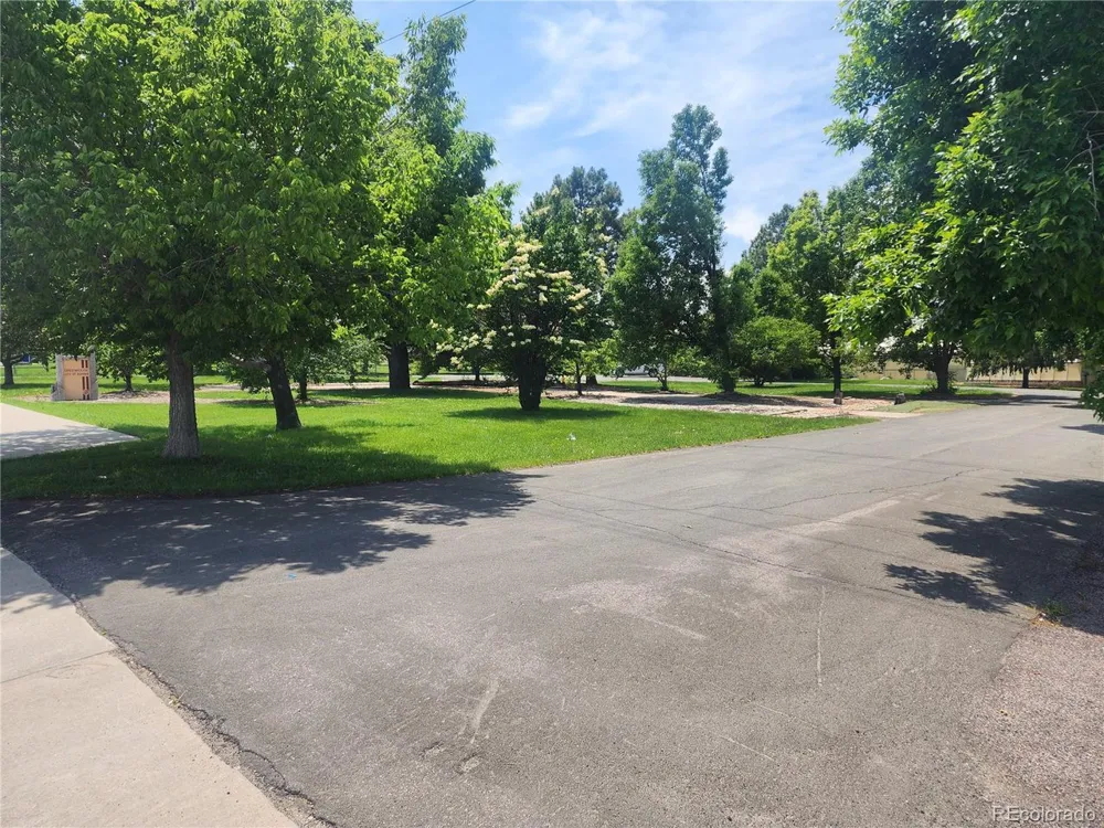 151 Potomac Street Aurora, CO 80011