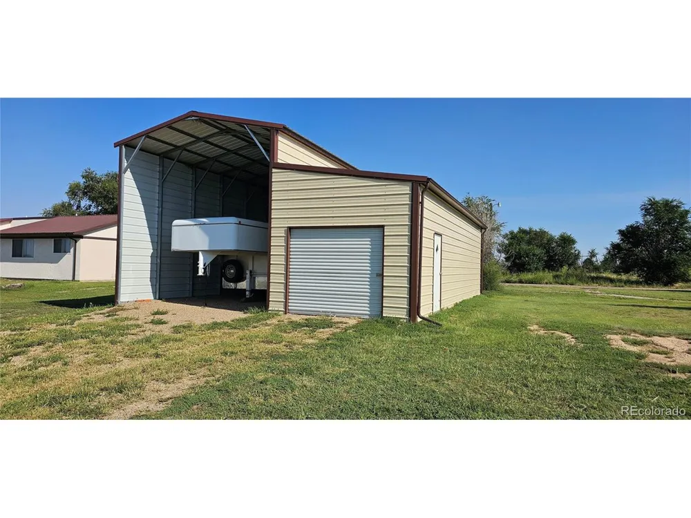 708 W 1st Avenue Kit Carson, CO 80825