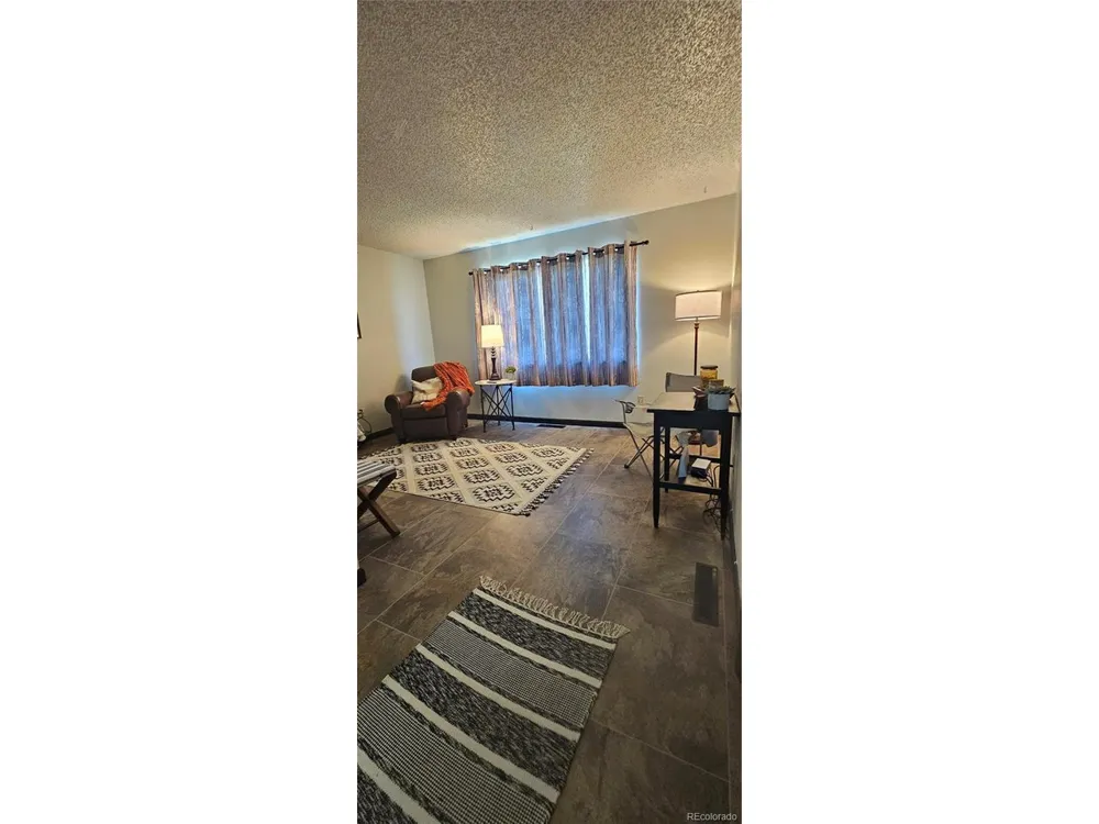 708 W 1st Avenue Kit Carson, CO 80825