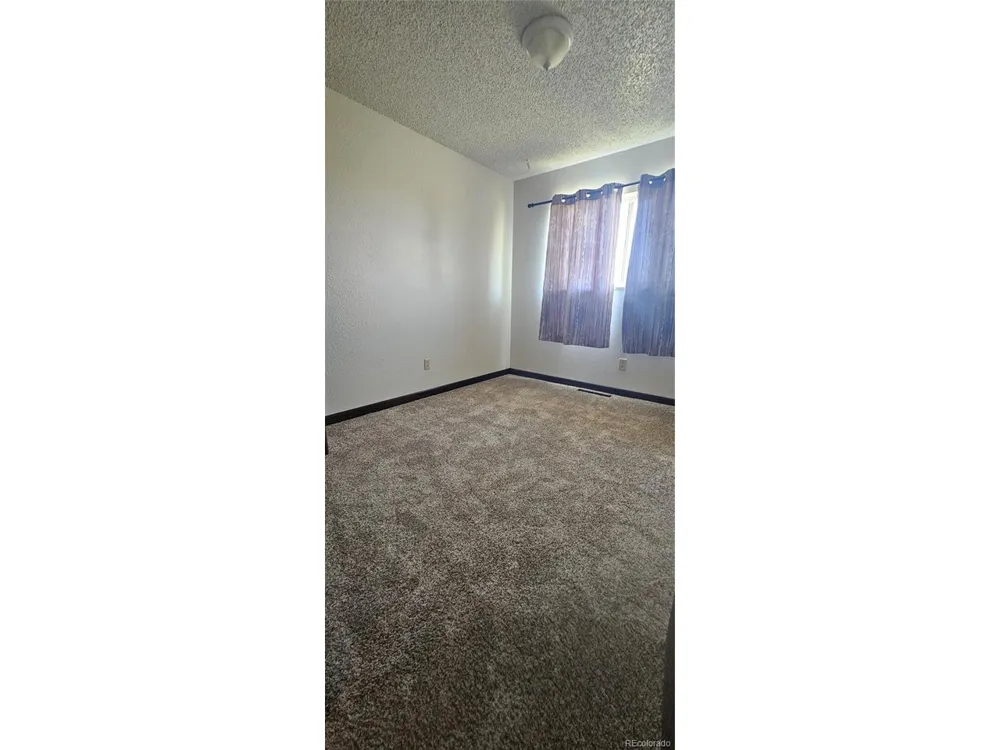 708 W 1st Avenue Kit Carson, CO 80825