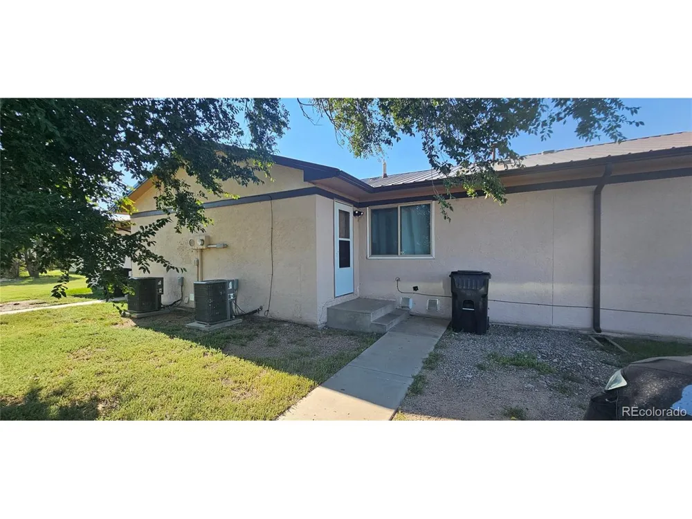708 W 1st Avenue Kit Carson, CO 80825