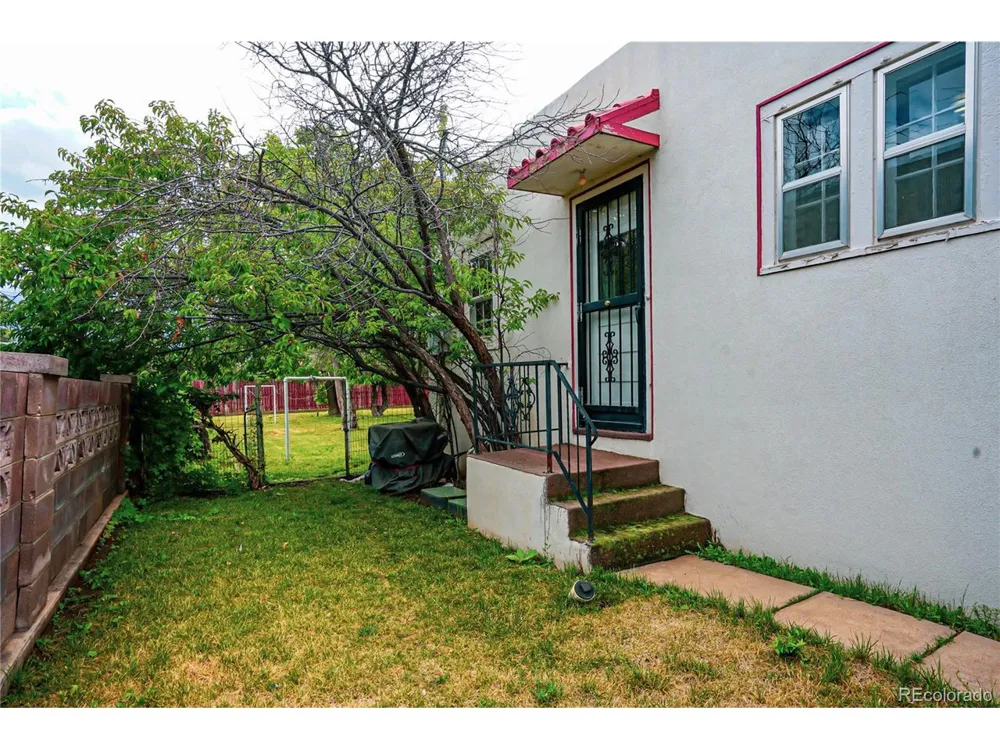 301 E 7th Street Walsenburg, CO 81089