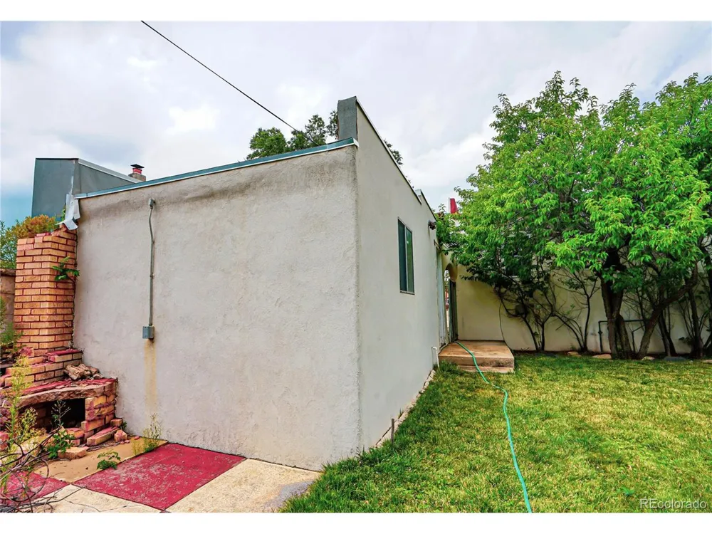 301 E 7th Street Walsenburg, CO 81089