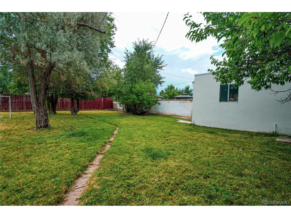 301 E 7th Street Walsenburg, CO 81089