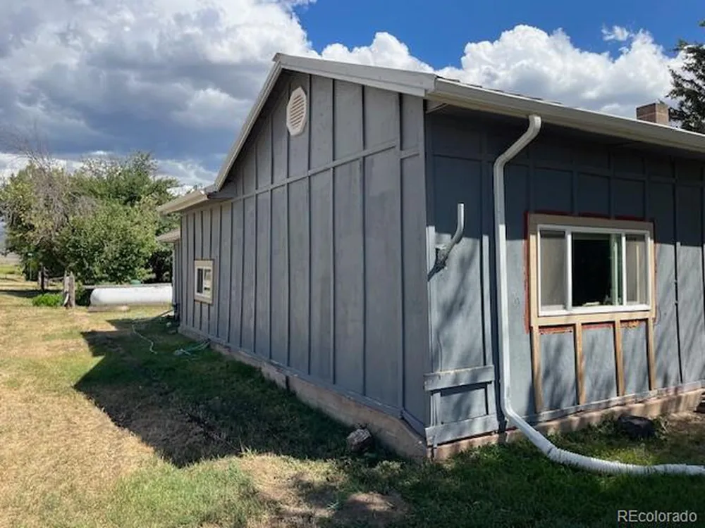 518 Trinchera Street San Luis, CO 81152