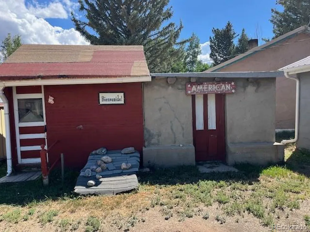 518 Trinchera Street San Luis, CO 81152
