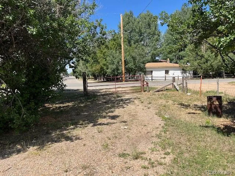 518 Trinchera Street San Luis, CO 81152