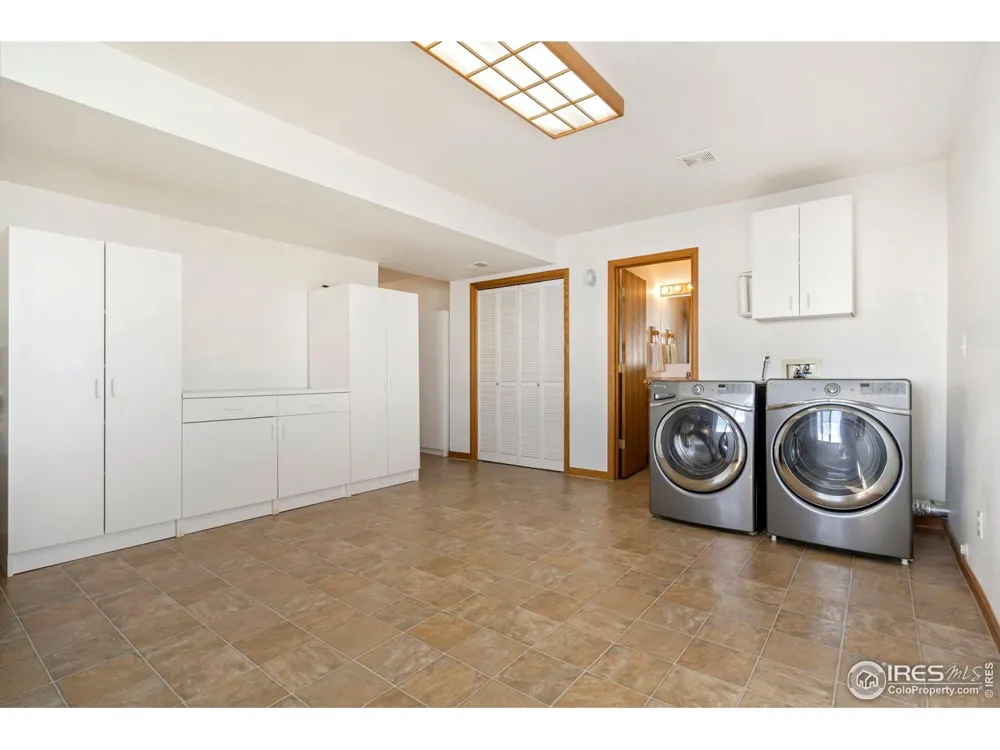 6508 Jackpine Drive Bellvue, CO 80512