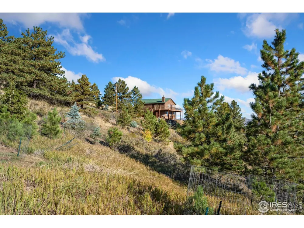 6508 Jackpine Drive Bellvue, CO 80512
