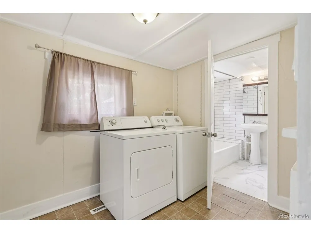 1340 Iola Street Aurora, CO 80010