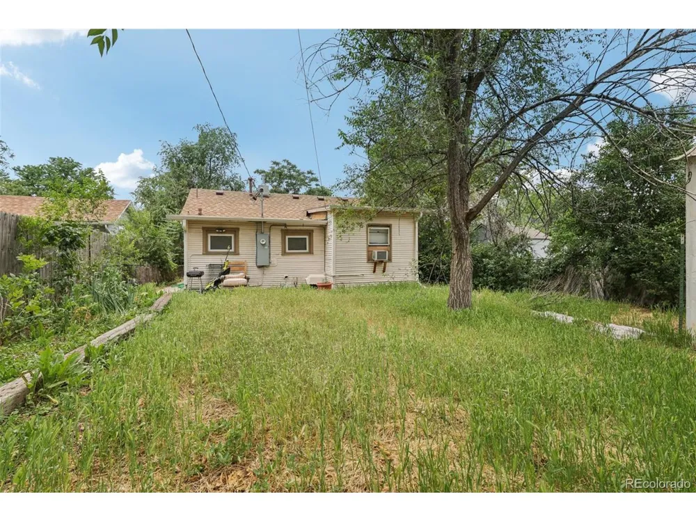 1340 Iola Street Aurora, CO 80010
