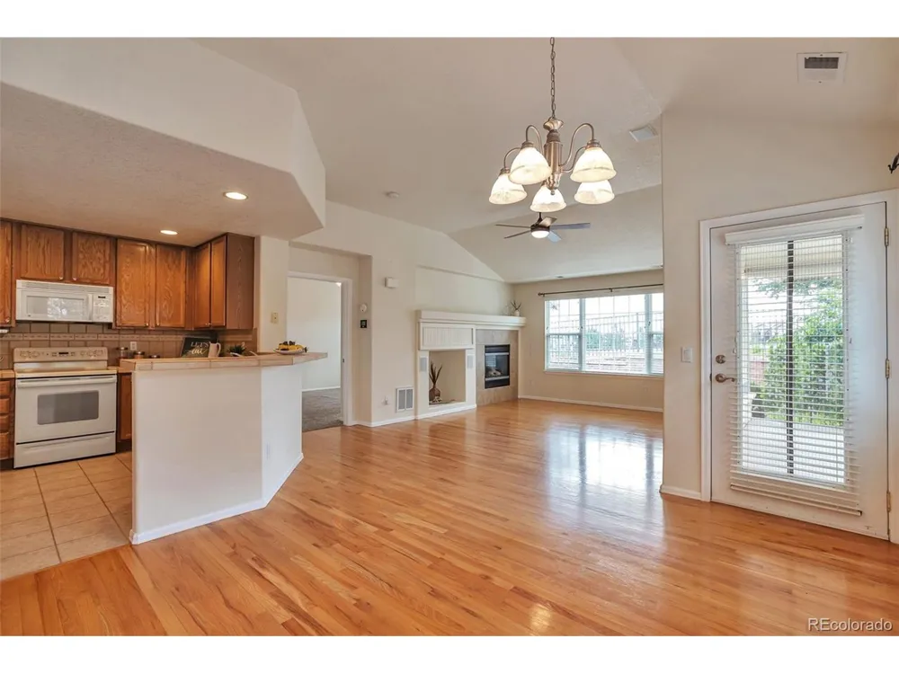 8017 S Algonquian Circle Aurora, CO 80016