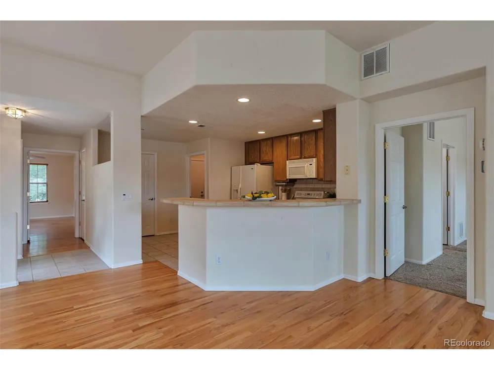 8017 S Algonquian Circle Aurora, CO 80016
