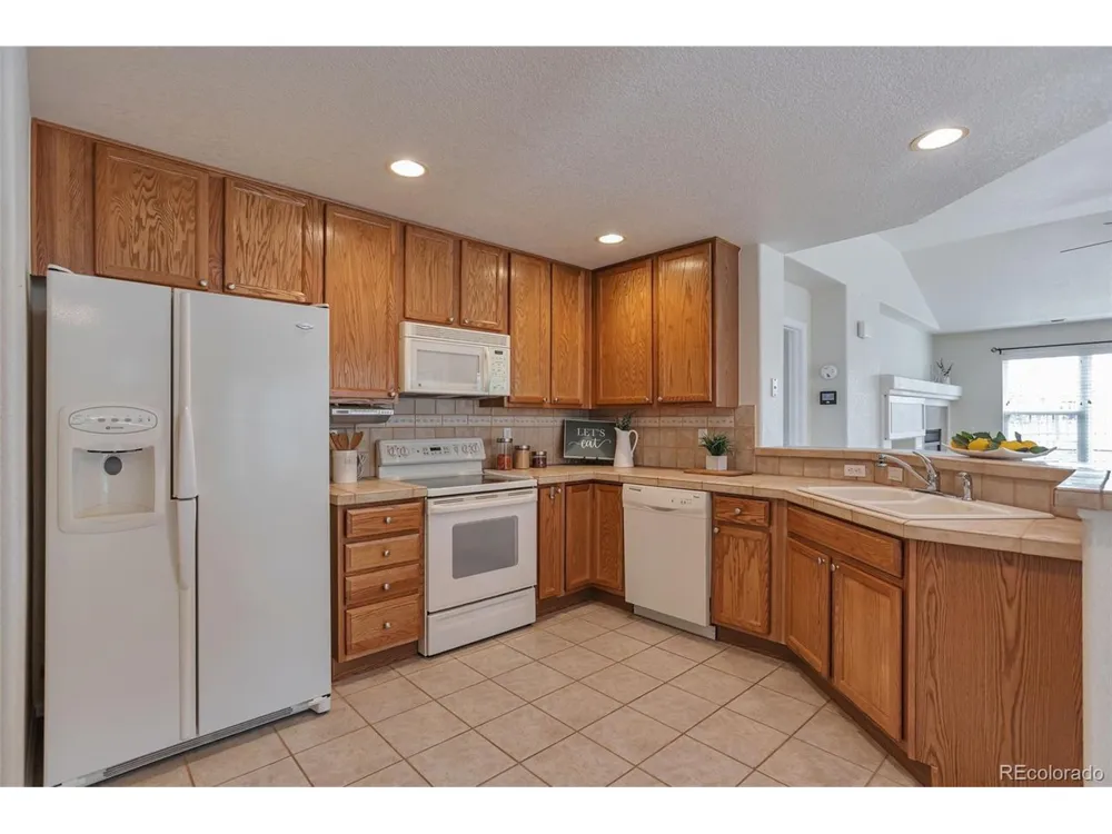 8017 S Algonquian Circle Aurora, CO 80016