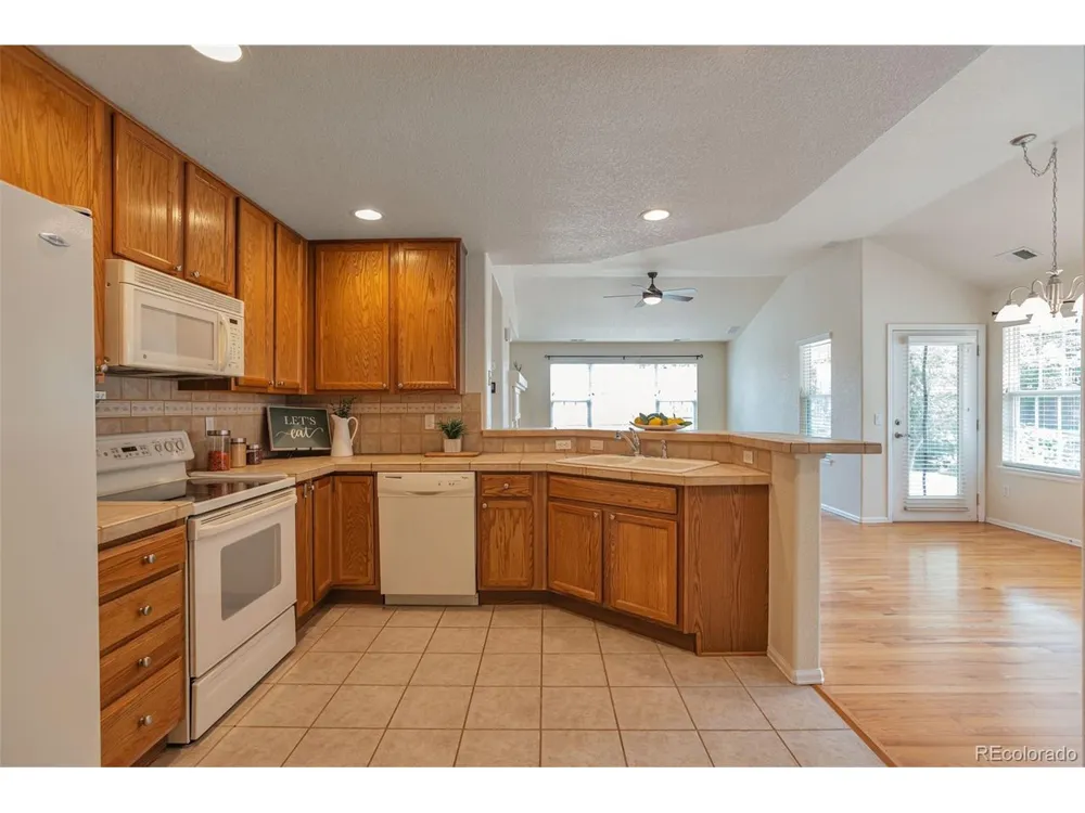 8017 S Algonquian Circle Aurora, CO 80016